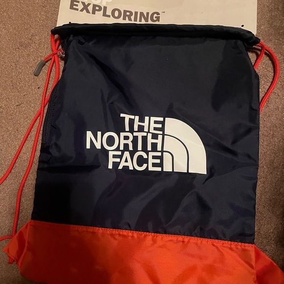 🆕 The North Face Sack Pack / Cinch Sack - Picture 1 of 5
